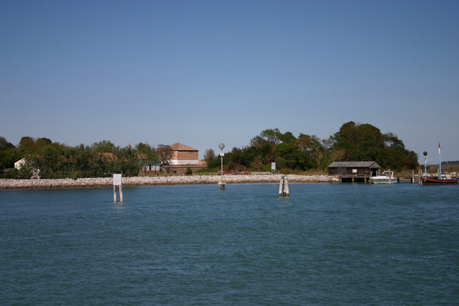 Lazzaretto Novo, Venice's Laguna, Italy (05).JPG